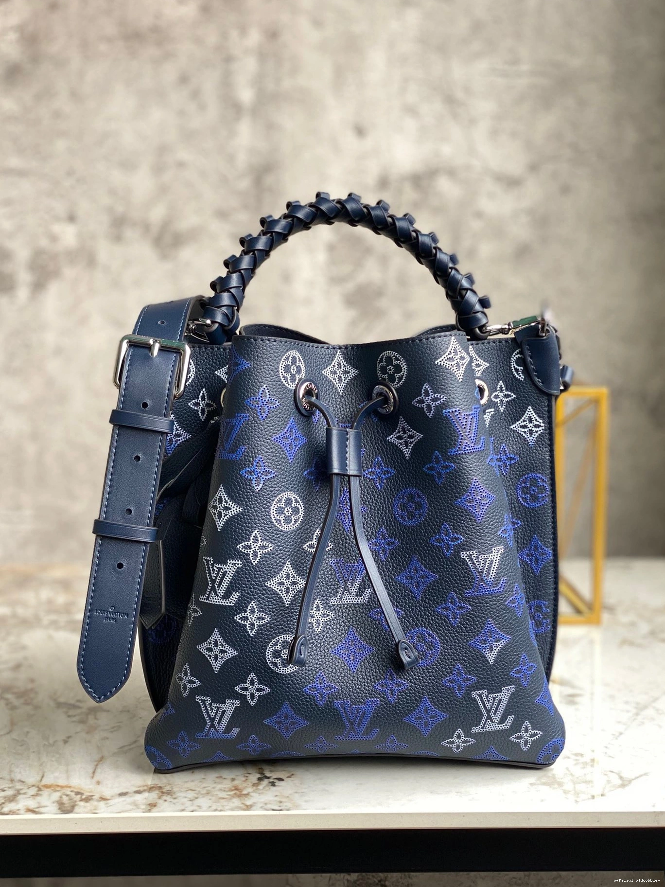 LOUIS MURIA VUITTON 0812
